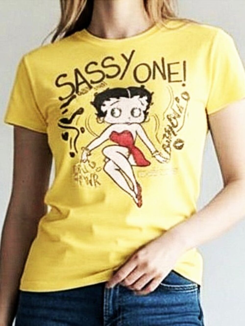bebe Betty Boop Yellow‎ Graphic Tee with Red Accent and Rhinestone Size L